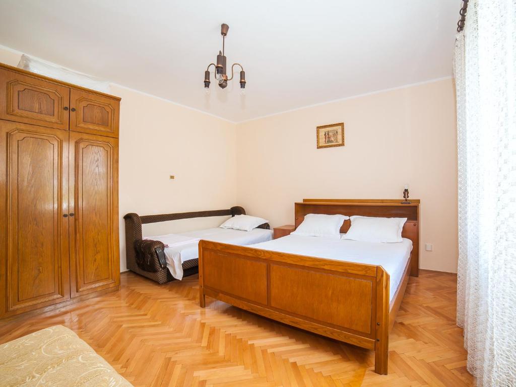 Апартаменты (Апартаменты с 1 спальней и балконом) гостевого дома Guest House Radojicic, Биела
