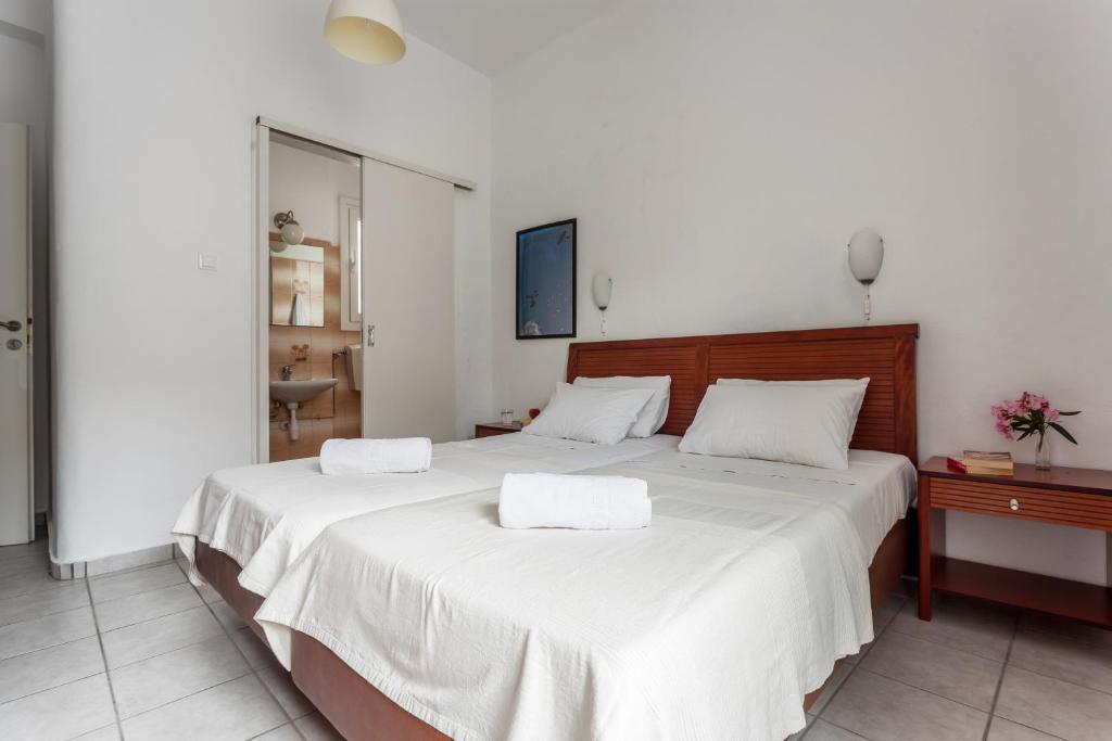 Двухместный (Двухместный номер эконом-класса с 1 кроватью или 2 отдельными кроватями) гостевого дома Argo, Скиатос