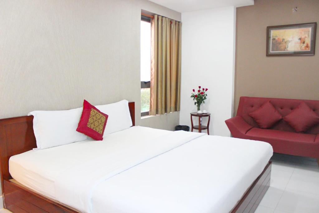 Отель Mi Linh Hotel, Хошимин