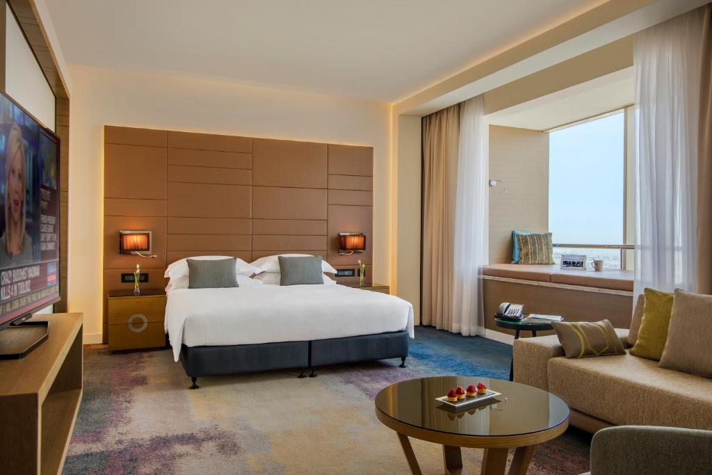 Апартаменты (Апартаменты-студия) отеля Towers Rotana - Dubai, Дубай