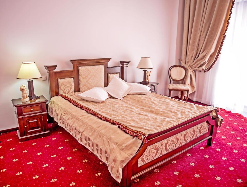 Двухместный (Двухместный номер Делюкс с 1 кроватью) отеля Hotel Emire, Бран
