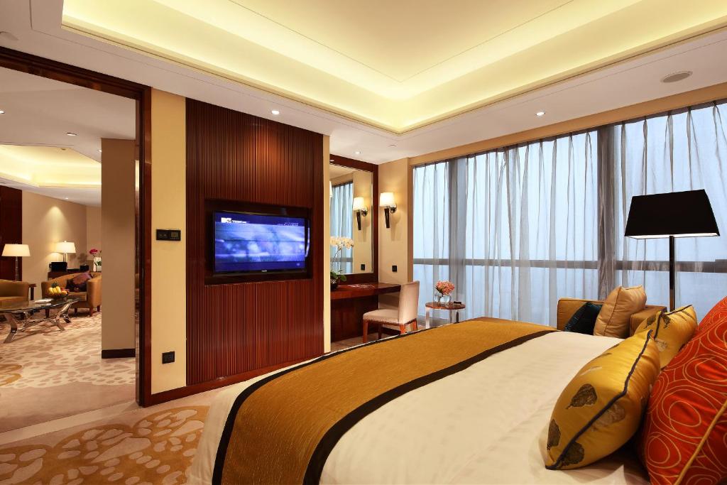Сьюит (Королевский люкс) отеля Minyoun Chengdu Dongda Hotel, Чэнду