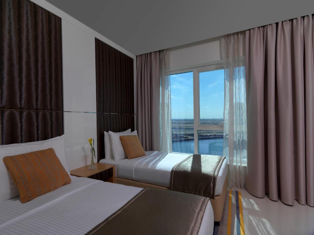 Апартаменты (Люкс с 3 спальнями и видом на канал) апарт-отеля DAMAC Maison Canal Views, Дубай