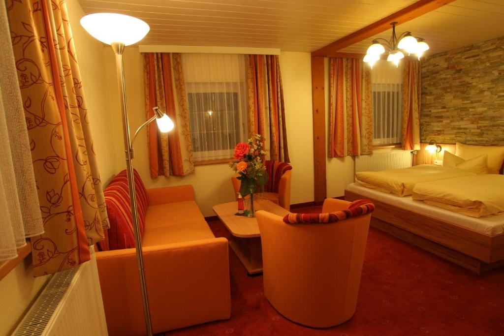 Двухместный (Двухместный номер с 1 кроватью) отеля Wanderhotel Grüner Baum, Бах