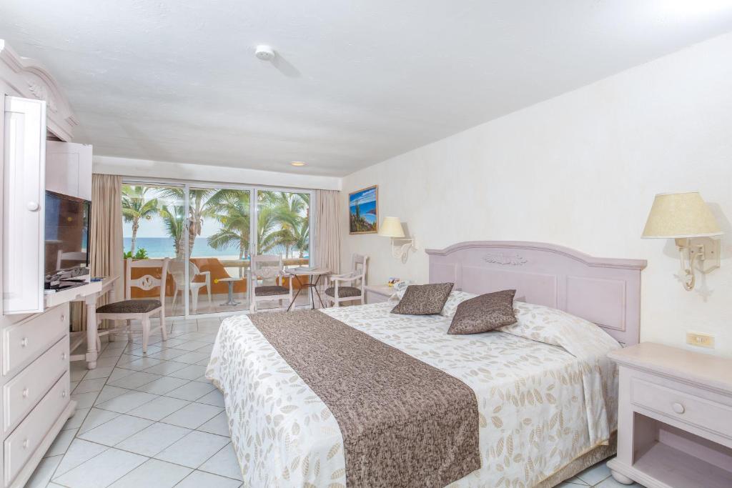 Двухместный (Двухместный номер с 1 кроватью и видом на море ― Все включено) отеля Posada Real Los Cabos, Сан-Хосе-дель-Кабо