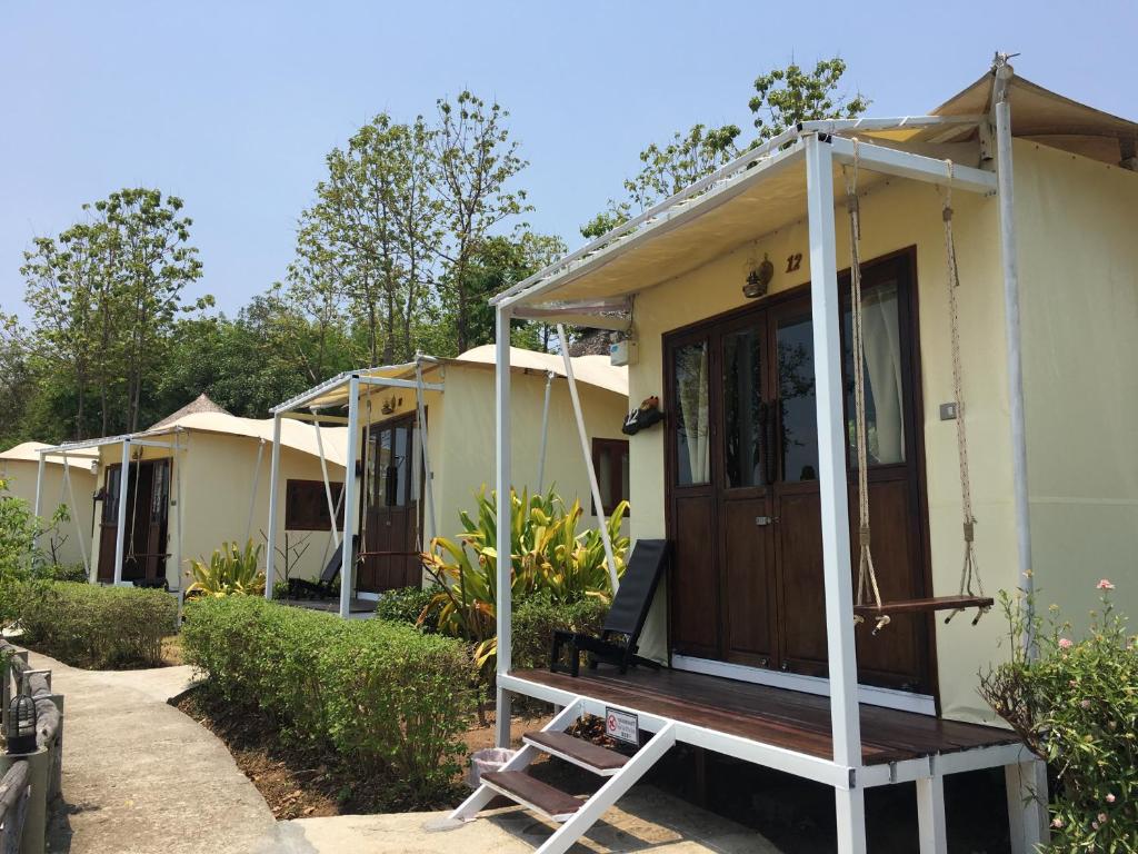 Номер (Коттедж «Рангнок» с двуспальной кроватью или 2 отдельными кроватями) парк-отеля Mari Pai Resort, Пай