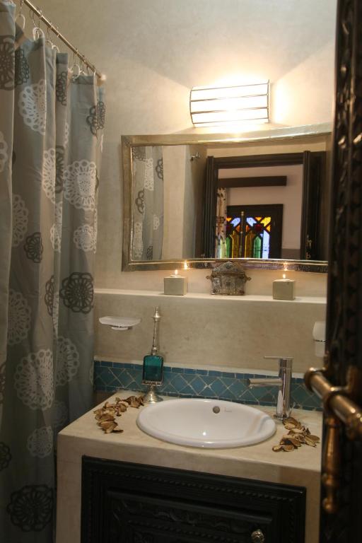 Одноместный (Одноместный номер с ванной комнатой), Riad Nesma Suites & Spa