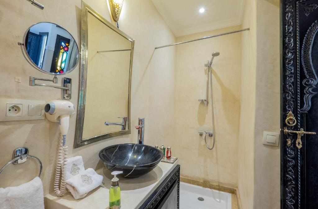 Одноместный (Одноместный номер с ванной комнатой) отеля Riad Nesma Suites & Spa, Марракеш