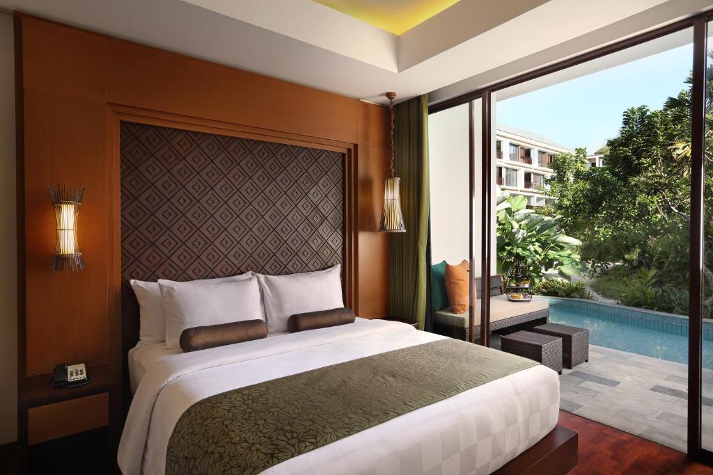 Двухместный (Номер Делюкс с правом посещения бассейна) отеля Golden Tulip Jineng Resort Bali, Кута
