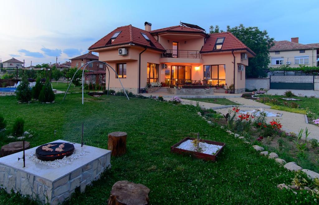 Вилла (Вилла с собственным бассейном), Guesthouse Ana-Val