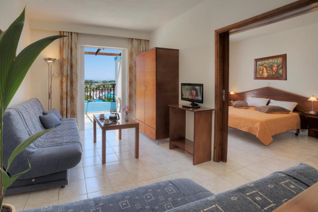 Апартаменты (Апартаменты с 1 спальней (для 4 взрослых)) отеля Corali Hotel, Тингаки