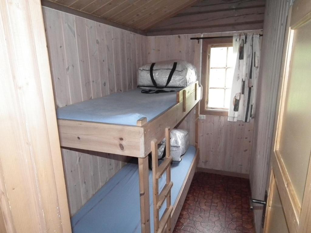 Номер (Коттедж с общей ванной комнатой (для 6 взрослых)) кемпинга Smegarden Camping, Гейрангер