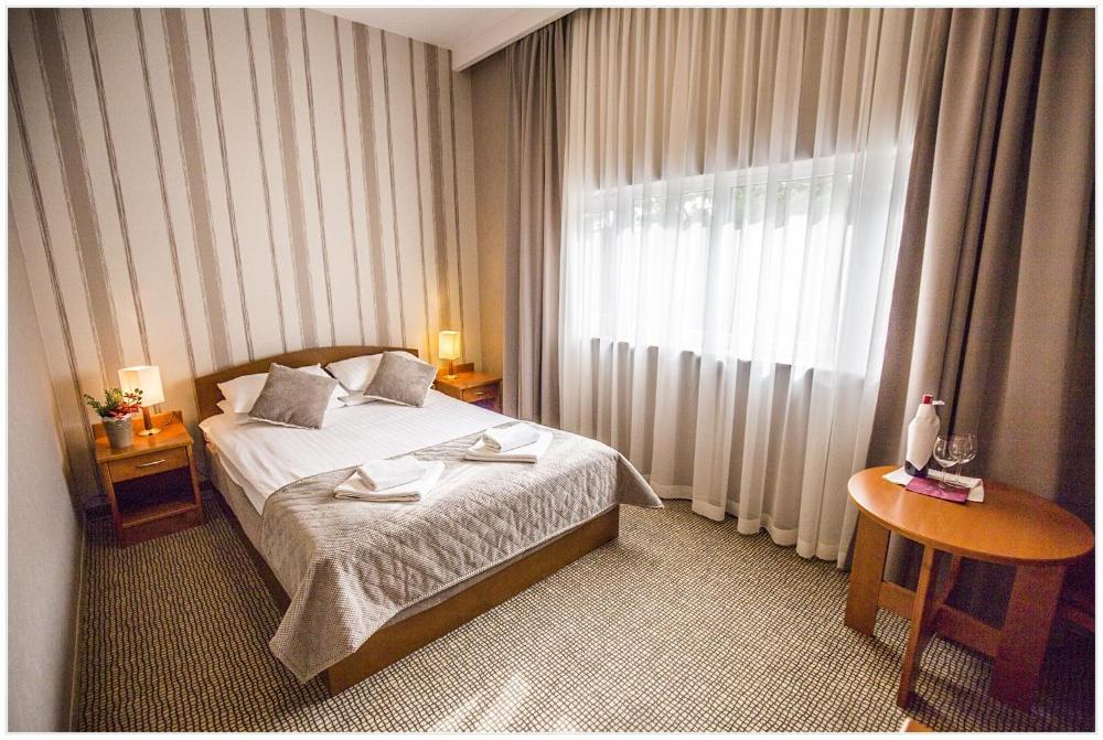 Двухместный (Двухместный номер с 2 отдельными кроватями) отеля Hotel Polonez, Краков