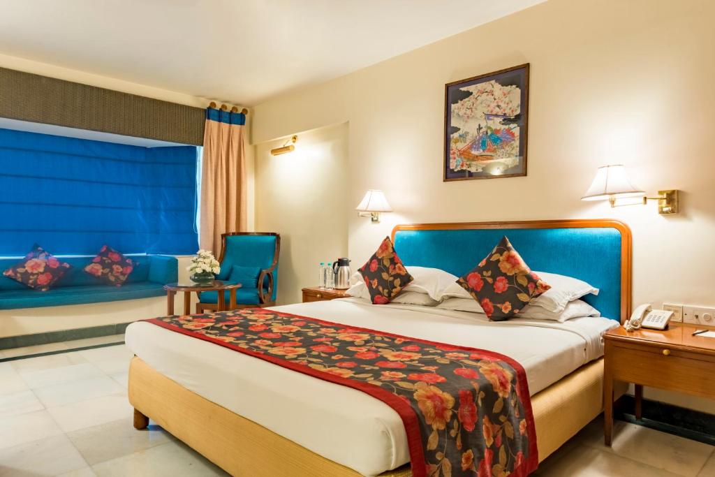 Двухместный (Клубный двухместный номер с 1 кроватью) отеля Hotel Parle International, Мумбай