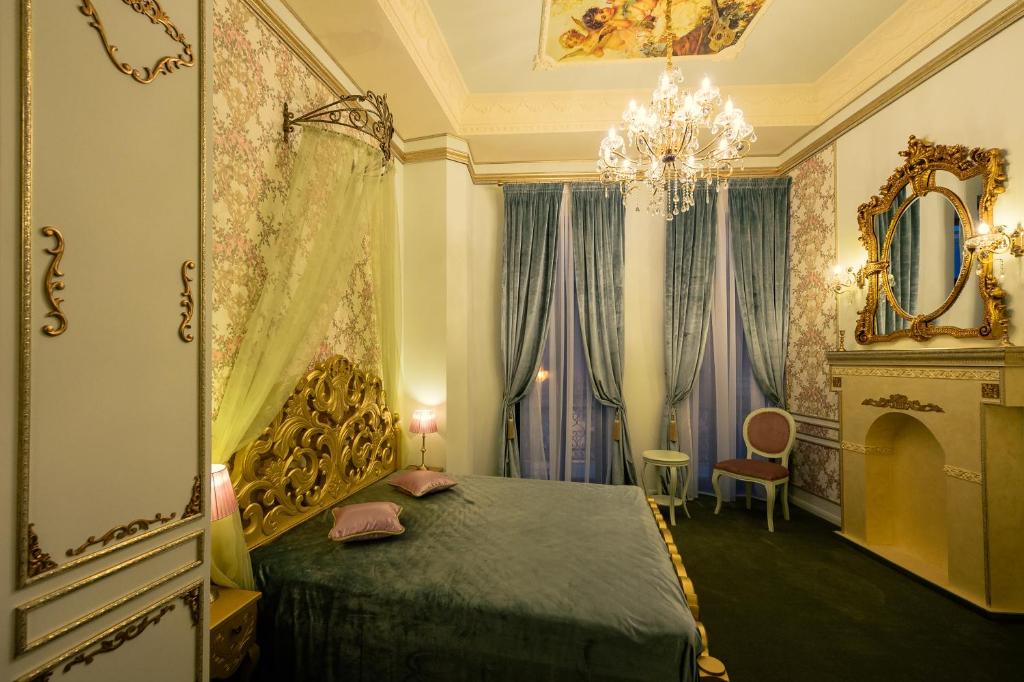 Двухместный (Номер Делюкс с кроватью размера «queen-size») отеля Belle Epoque Boutique Villa, Констанца