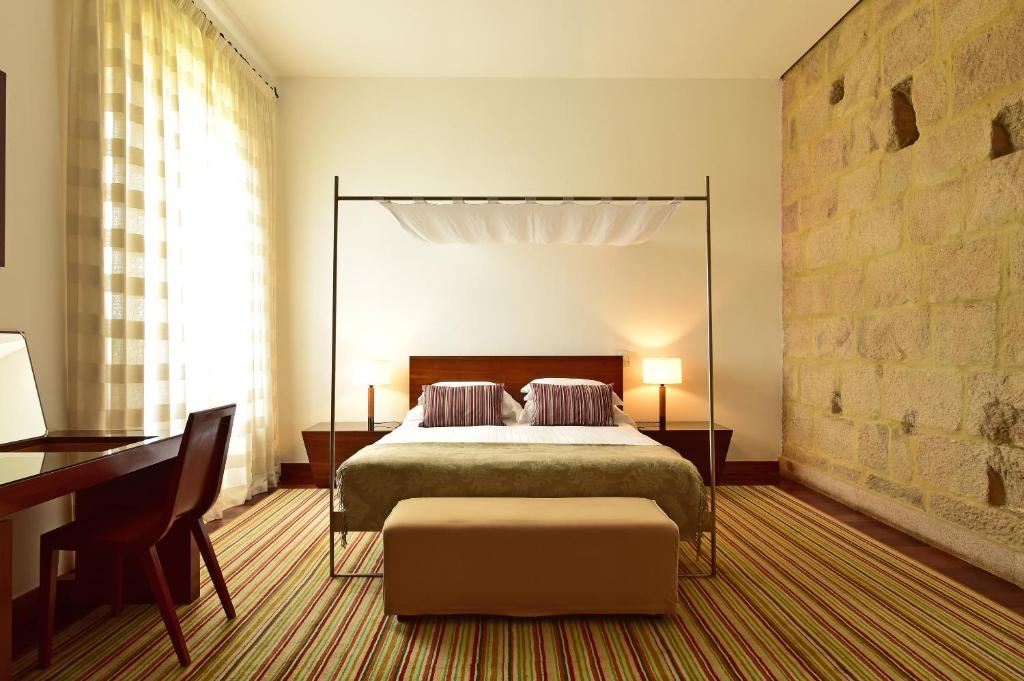 Двухместный (Улучшенный двухместный номер Делюкс с 1 кроватью) отеля Pousada Mosteiro do Crato – Small Luxury Hotels of the World, Каштелу Бранку