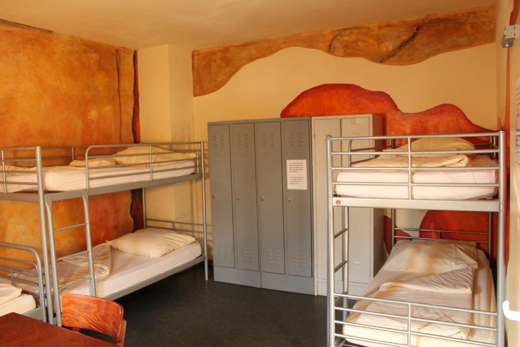 Номер (Односпальная кровать в общем номере для женщин с 6 кроватями) хостела Hostel Alex 30, Штутгарт