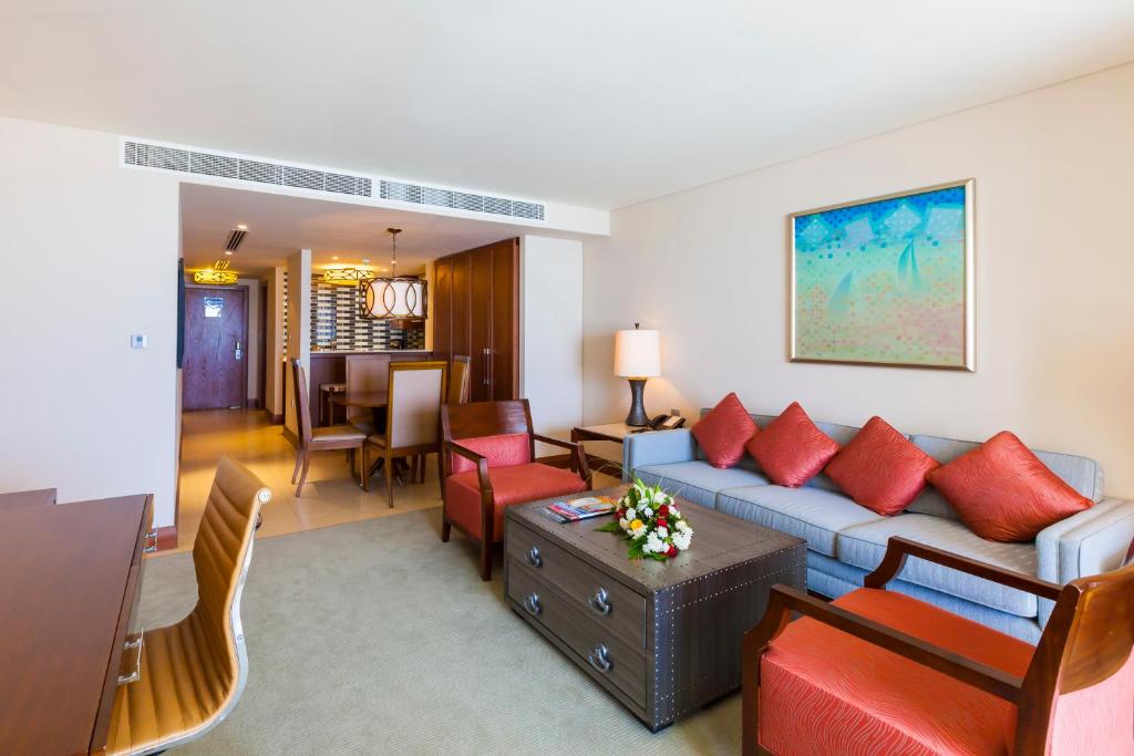 Апартаменты (One Bedroom Sea view Apartment (1 adults)) отеля Millennium Resort Mussanah, Маскат