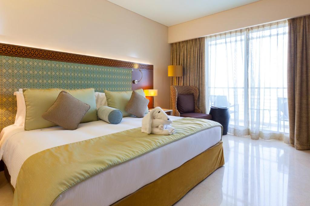 Сьюит (Junior Garden view Suite (1 Adult)), Millennium Resort Mussanah