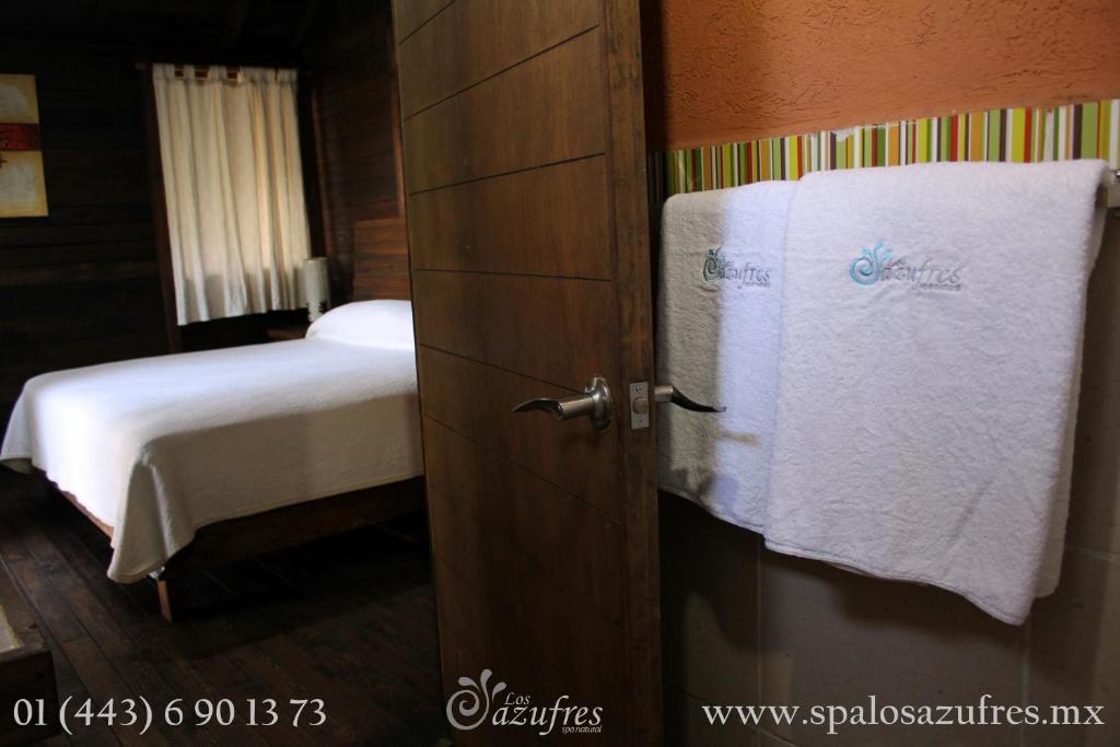 Двухместный (Двухместный номер с 1 кроватью) отеля Los Azufres Spa Natural, Лос Асуфрес