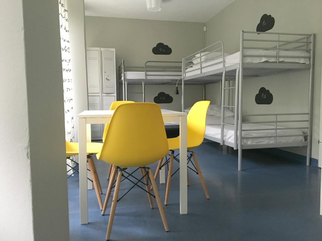 Номер (Кровать в общем 8-местном номере), Cloud Hostel