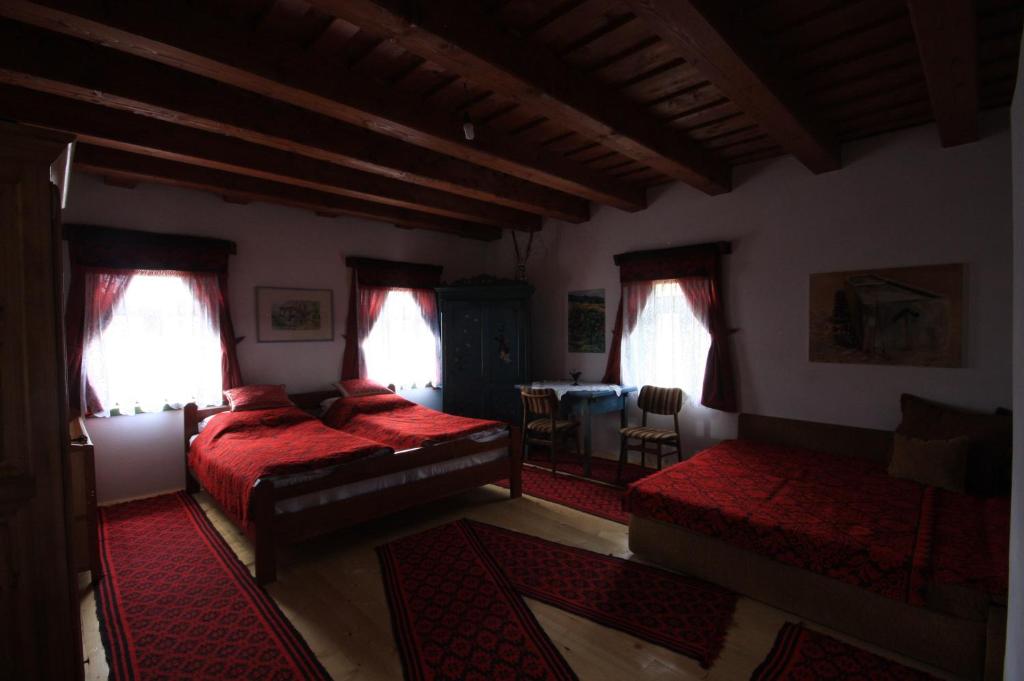 Семейный (Семейный двухместный номер с 1 кроватью) гостевого дома Firtos Vendégház, Одорхею-Секуйеск