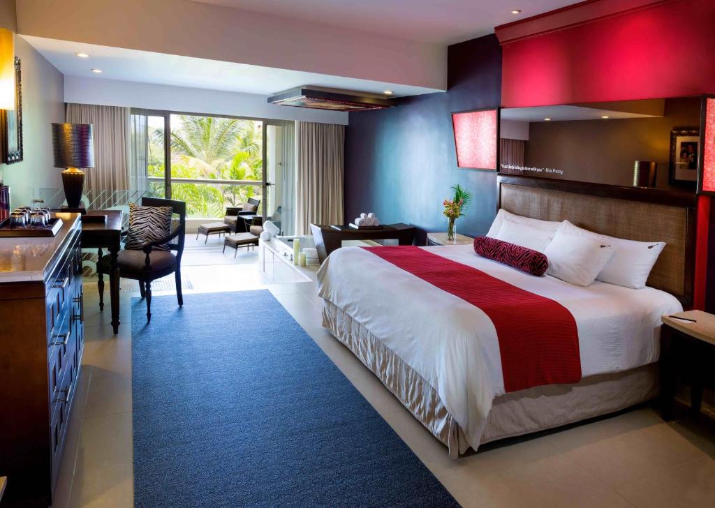 Двухместный (Классический двухместный полулюкс «Айсландер» с 1 кроватью) курортного отеля Hard Rock Hotel & Casino Punta Cana All Inclusive, Пунта-Кана