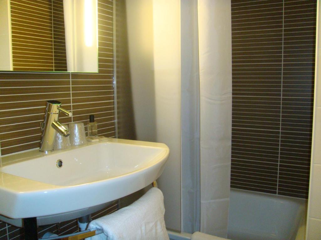 Двухместный (Улучшенный двухместный номер с 1 кроватью) отеля Park Hotel Porto Gaia, Вила-Нова-ди-Гая