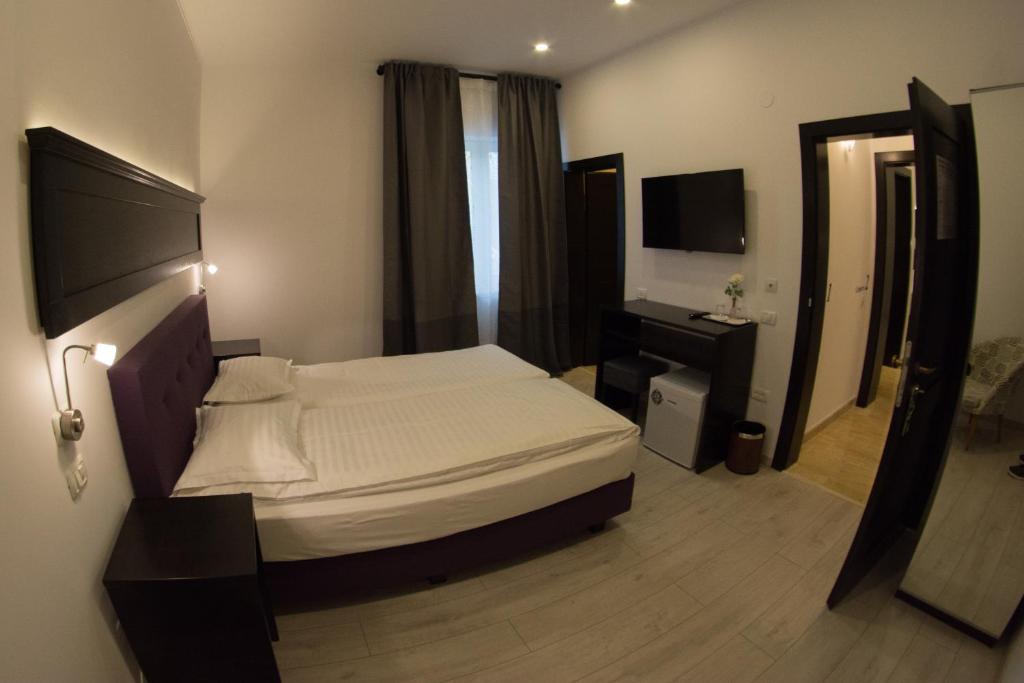 Двухместный (Небольшой двухместный номер с 1 кроватью) отеля Casa Branga, Дева