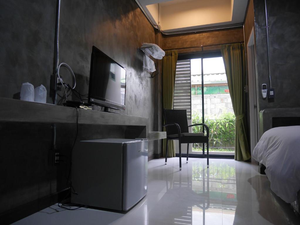 Двухместный (Двухместный номер Делюкс с 1 кроватью) гостевого дома Green Garden Place, Удонтхани