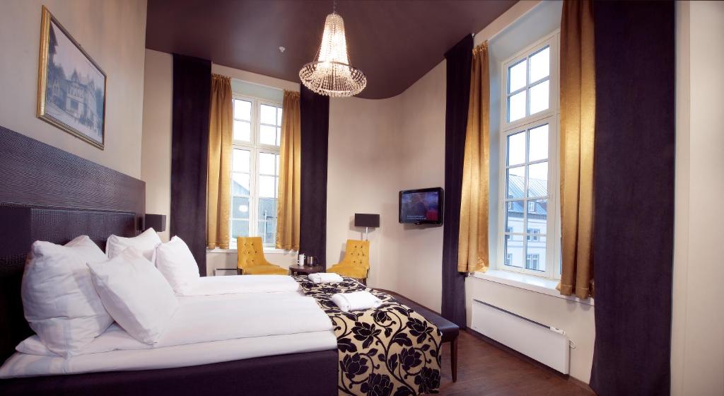 Двухместный (Улучшенный двухместный номер с 1 кроватью) отеля Banken Hotel, Хаугесунд