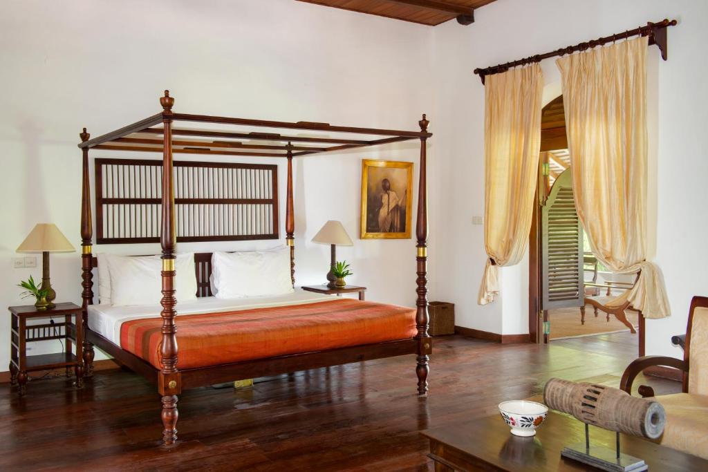 Сьюит (Суперлюкс с кроватью размера «queen-size») отеля Tamarind Hill by Asia Leisure, Галле