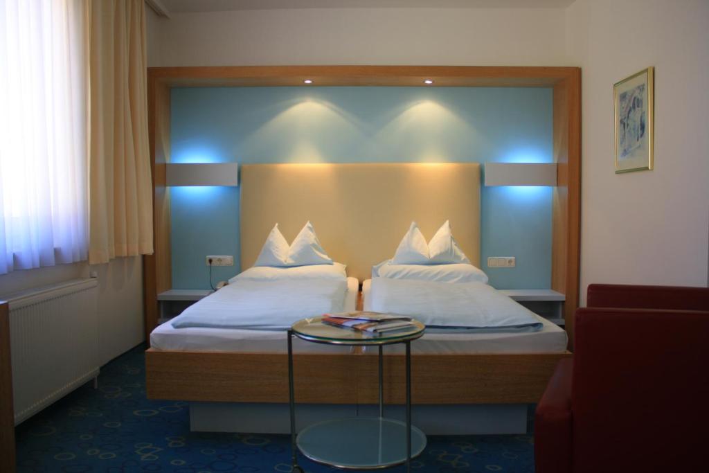 Двухместный (Стандартный двухместный номер с 1 кроватью) отеля Dom Hotel, Линц