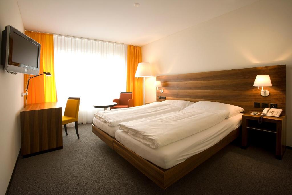 Двухместный (Двухместный номер «Комфорт» с 1 кроватью) отеля Hotel Astoria, Ольтен