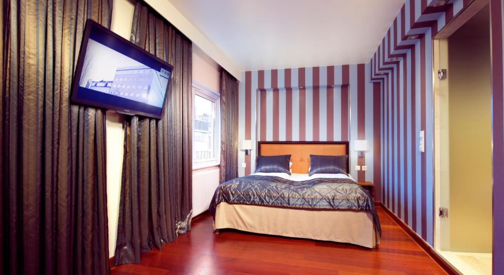 Двухместный (Двухместный номер с 2 отдельными кроватями и ужином) отеля Clarion Collection Hotel Astoria, Хамар