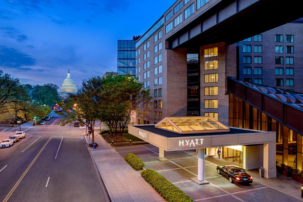 Четырехместный (Номер Делюкс с кроватью размера «king-size»), Hyatt Regency Washington on Capitol Hill