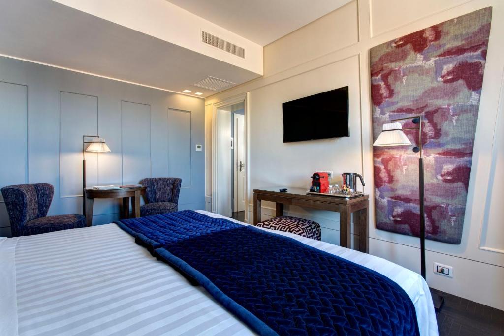 Двухместный (Двухместный номер «Премиум» с 1 кроватью или 2 отдельными кроватями) отеля Mascagni Luxury Dependance, Рим
