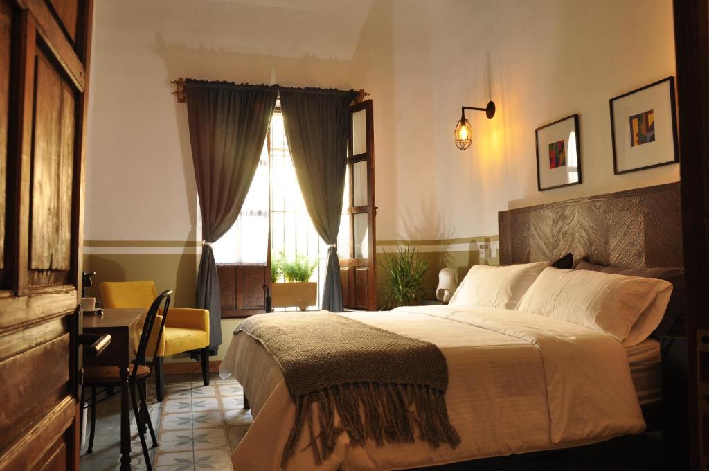 Двухместный (Улучшенный двухместный номер с 1 кроватью) отеля Clandestino Hotel - Adults Only, Сан-Мигель-де-Альенде