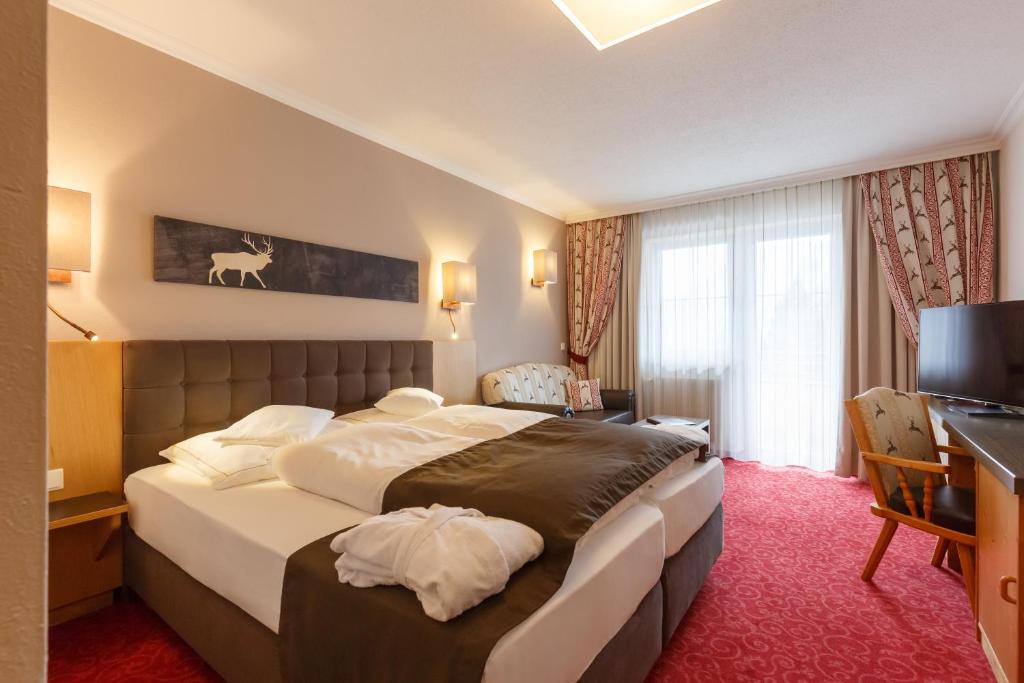 Двухместный (Двухместный номер с 1 кроватью и видом на горы) отеля Hotel Ferienschlössl, Эц