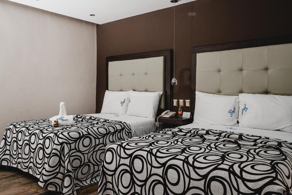 Двухместный (Стандартный номер с кроватью размера «king-size») отеля Hotel Flamingo Merida, Мерида