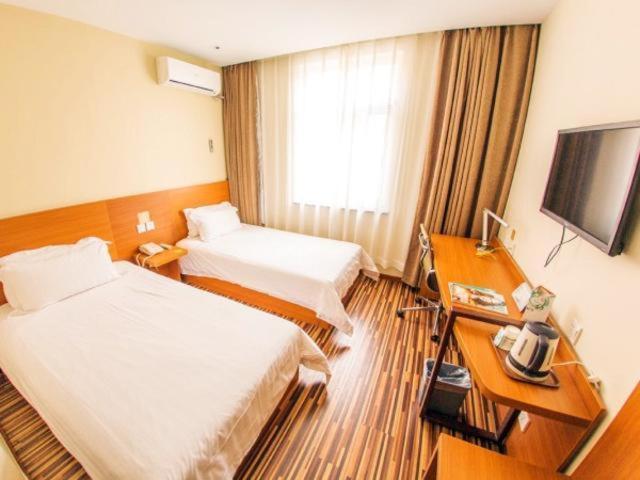 Отель Jinjiang Inn Select Weihai South Haibin Road Haishang Park, Вэйхай