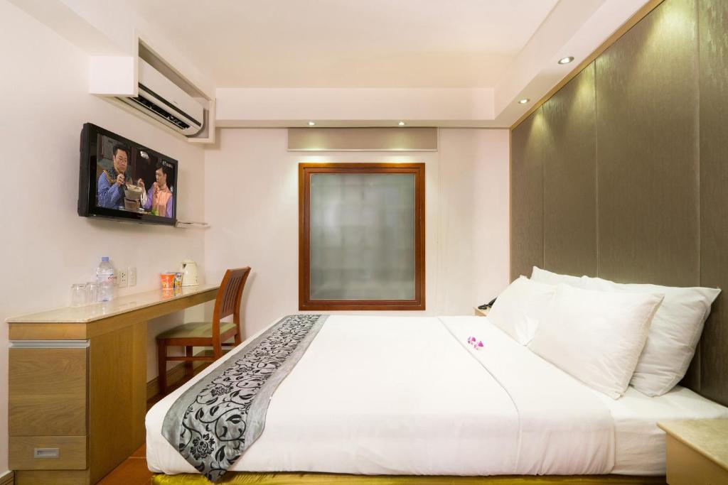 Двухместный (Стандартный двухместный номер с 1 кроватью) отеля Empress Hotel Ho Chi Minh City, Хошимин