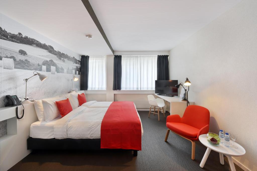 Студио (Двухместный номер с 1 кроватью и мини-кухней) отеля Home Swiss Hotel, Женева
