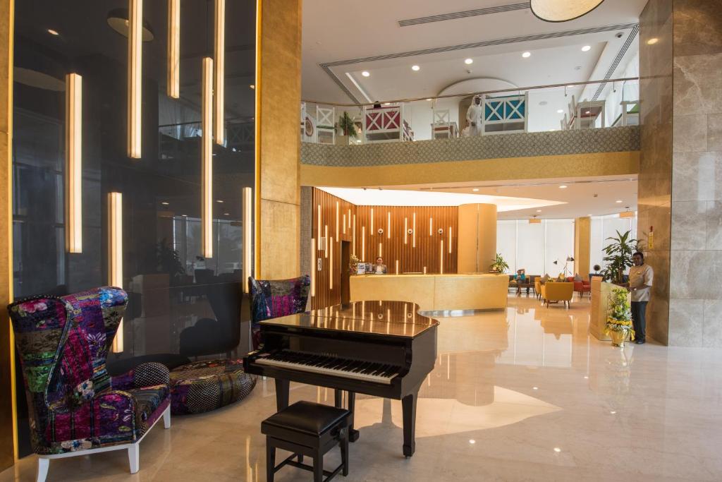 Двухместный (Улучшенный номер с кроватью размера «king-size») отеля The Avenue, a Murwab Hotel, Доха