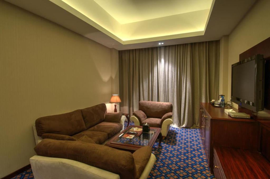 Сьюит (Классический люкс) отеля Ramee Guestline Hotel, Маскат