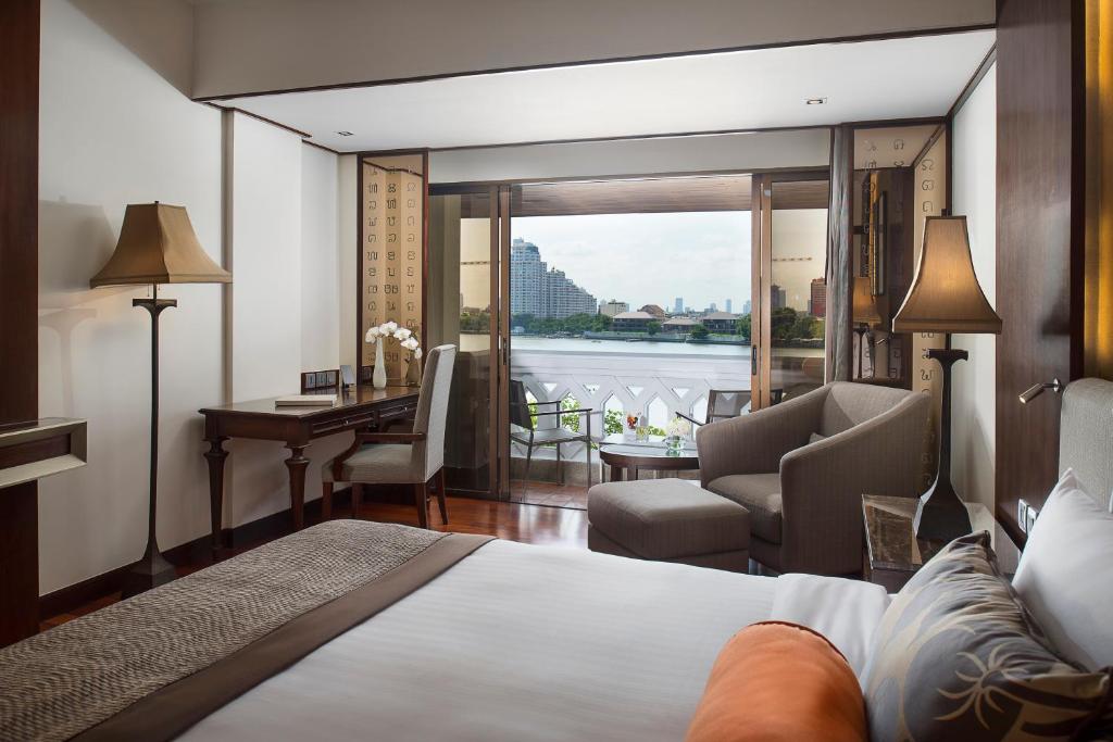 Двухместный (Номер Делюкс, вид на реку) курортного отеля Anantara Riverside Bangkok Resort, Бангкок