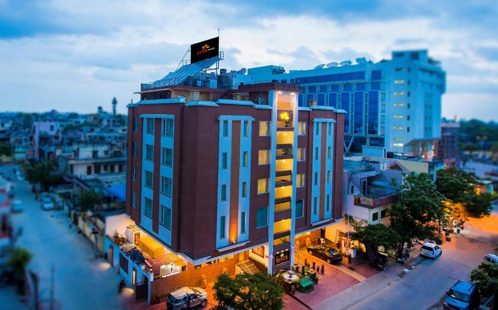 Отель Hotel Kapish Smart-All Pure Veg, Джайпур