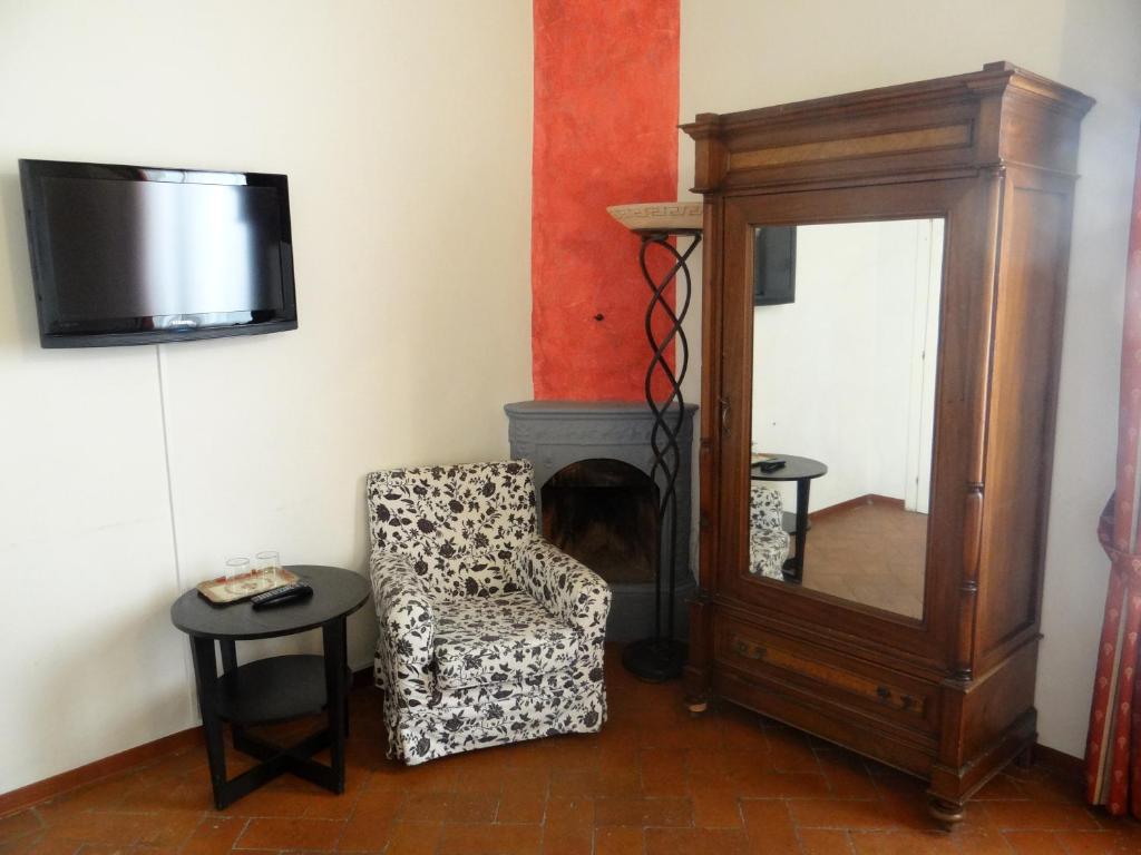 Двухместный (Улучшенный двухместный номер с 1 кроватью) отеля Home in Florence B&B, Флоренция