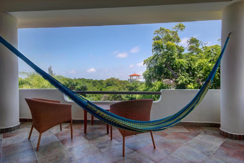 Апартаменты (Апартаменты в пентхаусе Riviera с 3 спальнями), Riviera Maya Suites