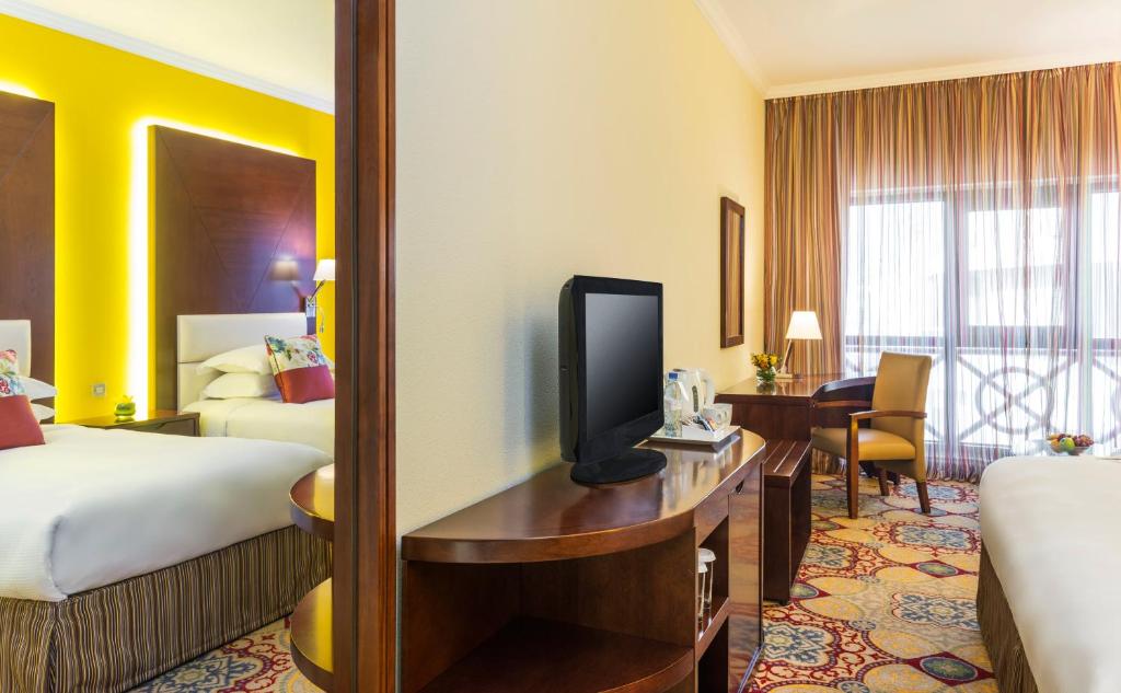 Семейный (Семейный номер) отеля Coral Dubai Deira Hotel, Дубай
